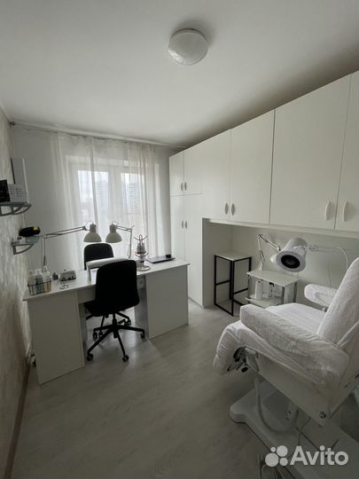 Маникюр,педикюр,сложный педикюр,титановая нить