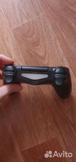 Dualshock 4