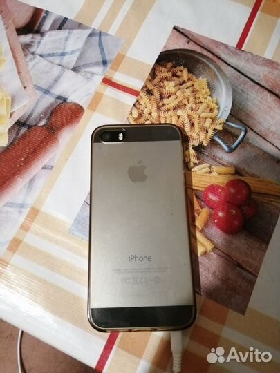 iPhone 5S, 16 ГБ