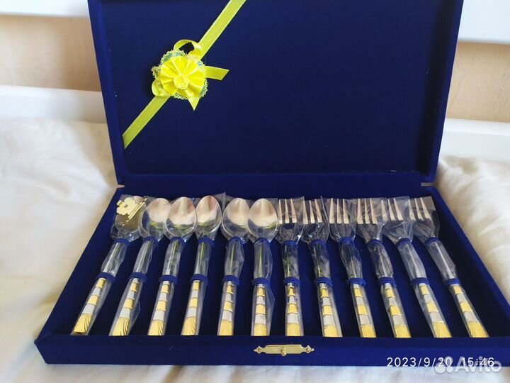 Набор столовых приборов