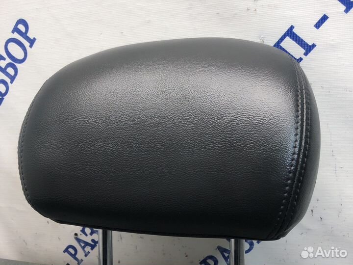 Зад прав подголовник Genesis 2