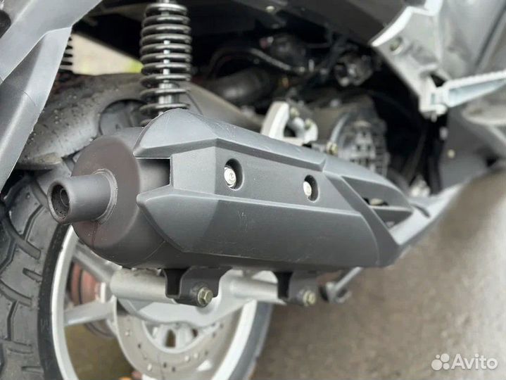 Максискутер promax nmax 200 (replica yamaha)