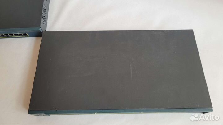 Кoммутaтop Сisсо Саtаlyst 2950-24 WS-С2950-24