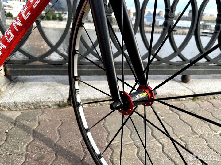 Шоссейный велосипед 8.6 кг