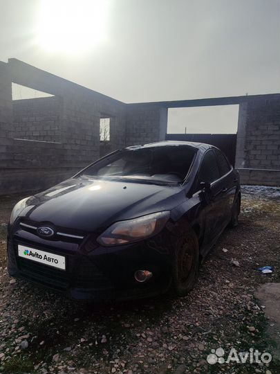 Ford Focus 2.0 AMT, 2012, битый, 187 000 км