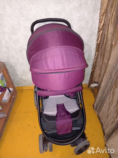 Прогулочная коляска