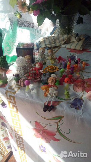 Мелочные игрушки, прилипалы, сувениры