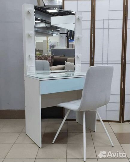 Стол макияжный «Тифани»