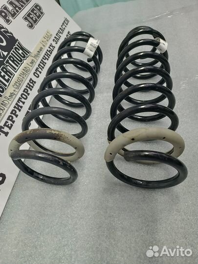 Передние пружины катушки Jeep Wrangler Rubicon