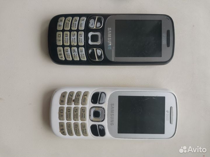 Сотовый телефон