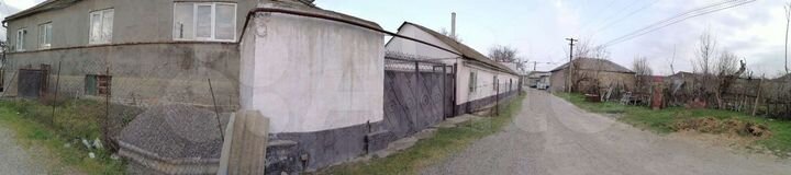 Дом 1756 м² на участке 15 сот.