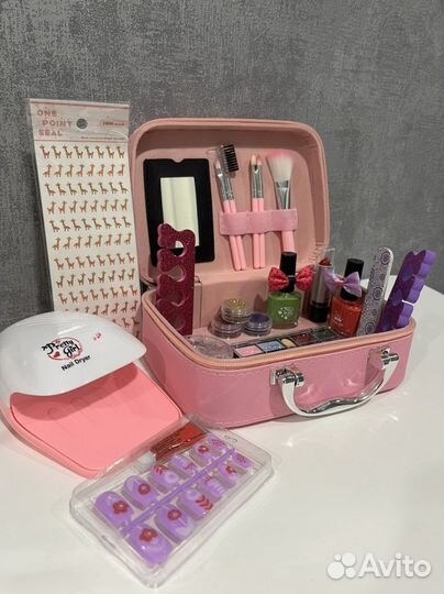 Набор детской косметики в чемодане, бьюти бокс