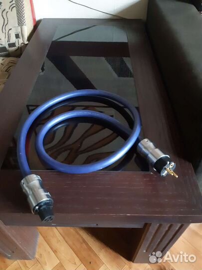 Кабель 220 В Monosaudio