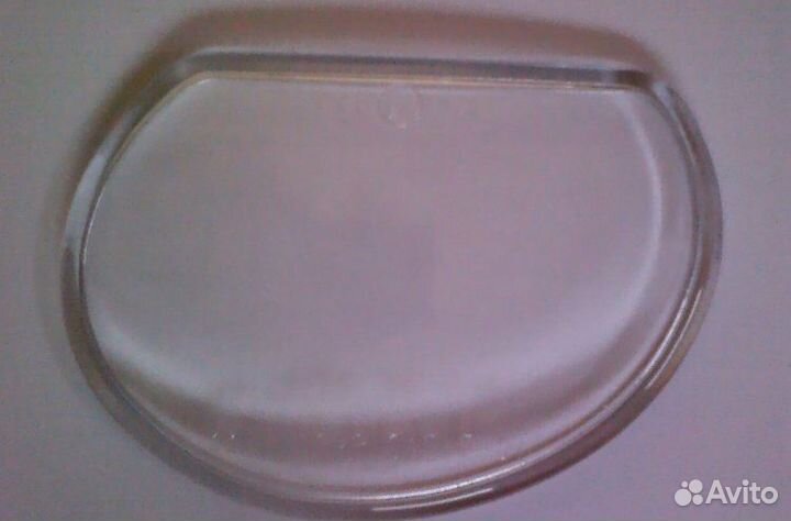 Стекло противотуманной фары Audi Q7 07-09 правое