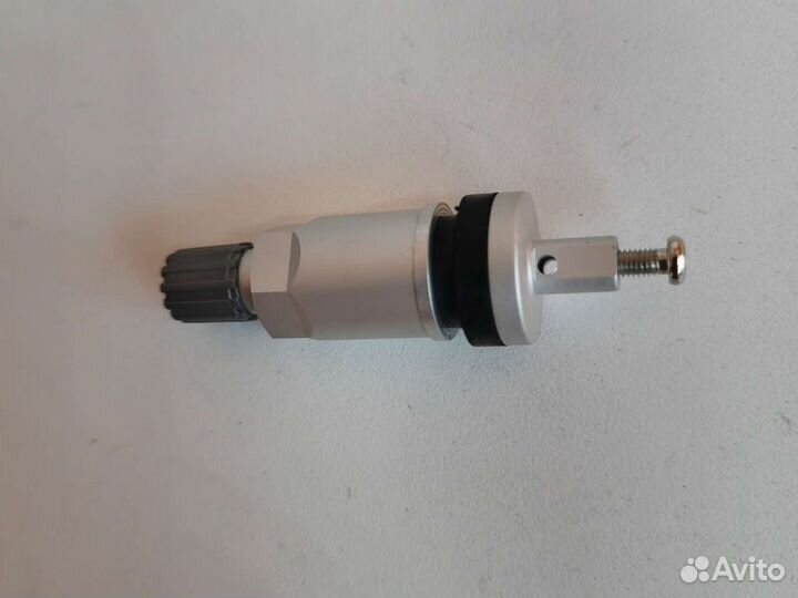 Колёсные вентили под датчики (на все авто)