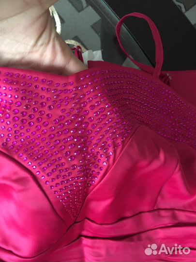 Вечернее платье