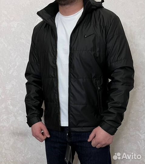 Демисезонные куртки Nike комфортные