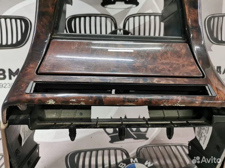 Консоль центральная Bmw X5 E53 M54B30 2006