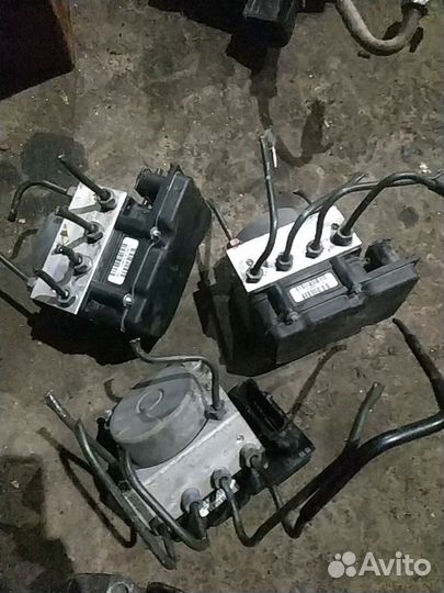 Блок ABS Nissan Almera G15