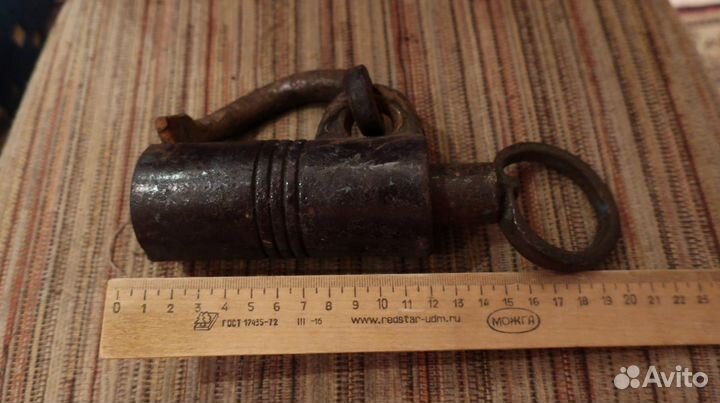 Старинный замок.Кандальный