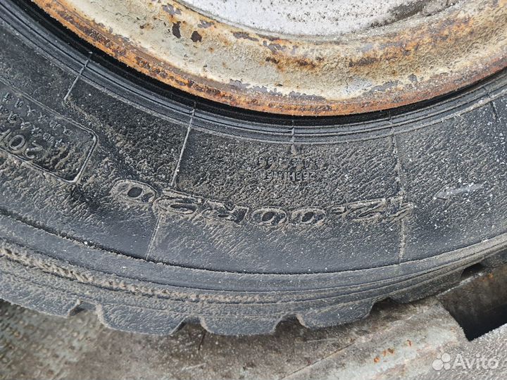 Колесо 12.00R20