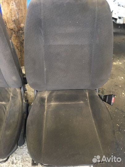 Комплект сидений Opel Zafira A (2321)