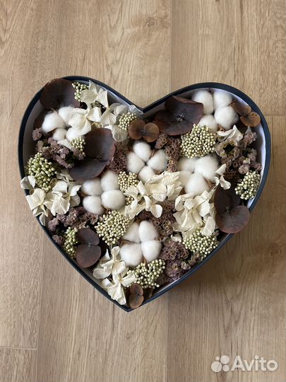 Сухоцветы в коробке