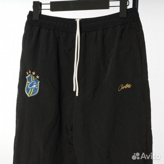 Штаны Corteiz на руках,на весну