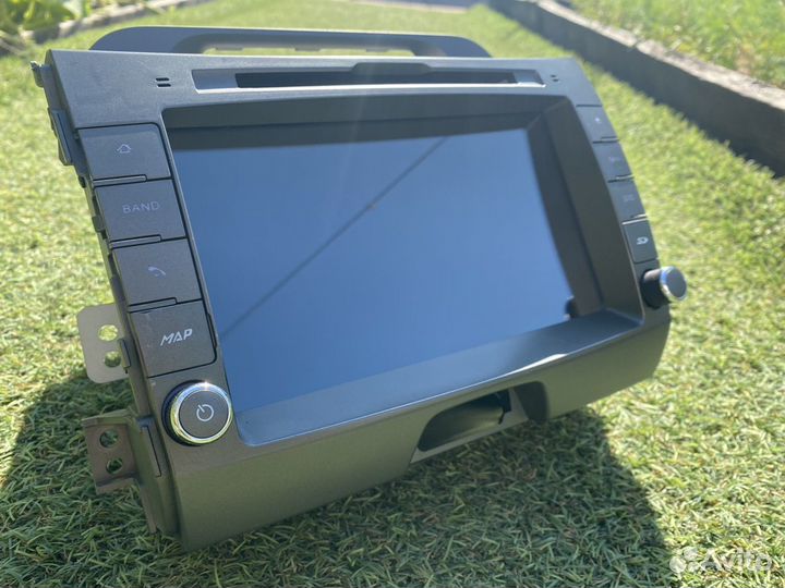 Автомобильная навигационная мультимедийная система