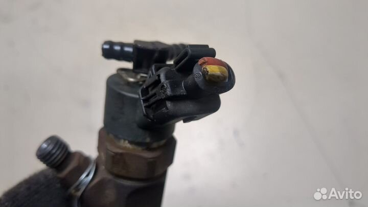 Форсунка топливная Volvo S40 / V40, 2003