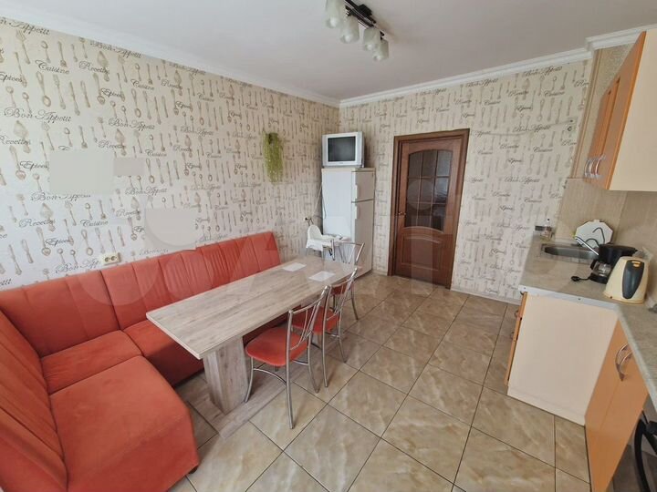 3-к. квартира, 120 м², 2/9 эт.