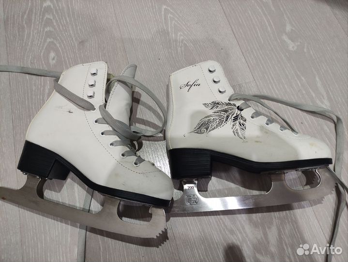 Коньки детские