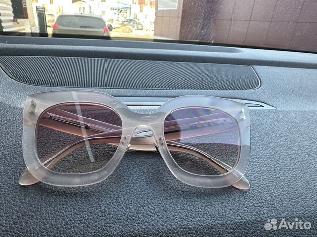 Солнцезащитные очки женские