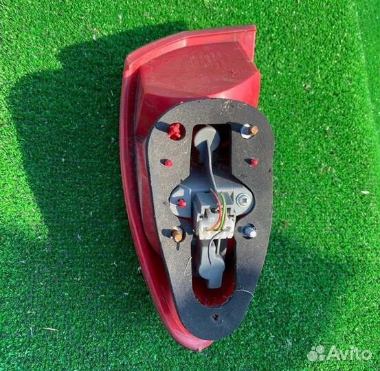 Фонарь задний правый Alfa Romeo 147 2003