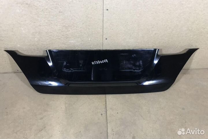 Накладка крышки багажника Hyundai Equus