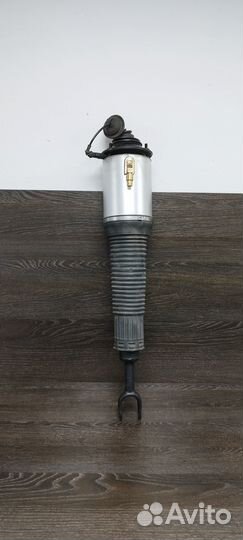 Пневмостойки Audi A8D3 передние