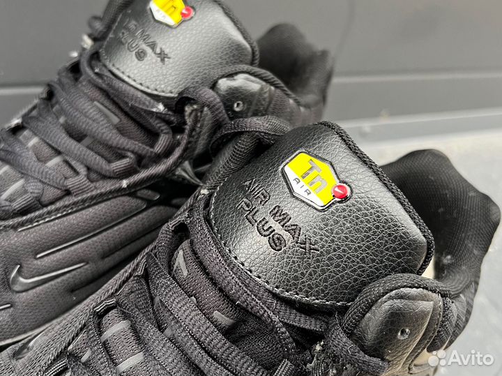 Кроссовки зимние nike tn 44,45