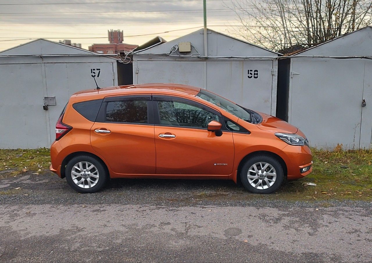 Nissan Note: фото владельца