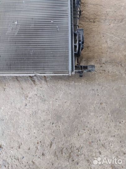 Радиатор охлаждения Renault Logan 2018-2022