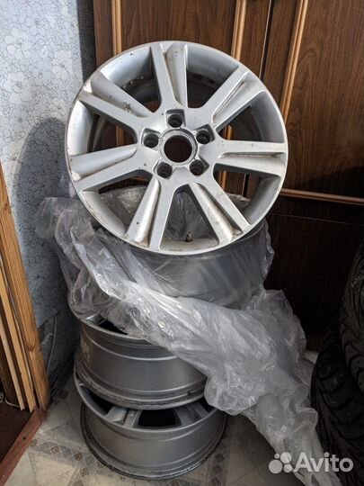 Продам колеса r16 audi A4 B8