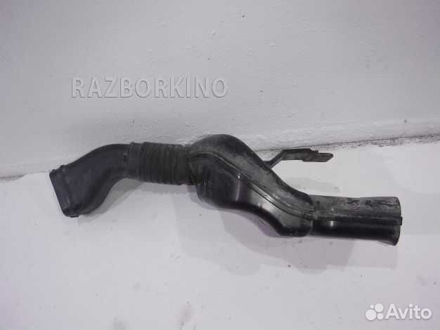 Воздухозаборник двигателя