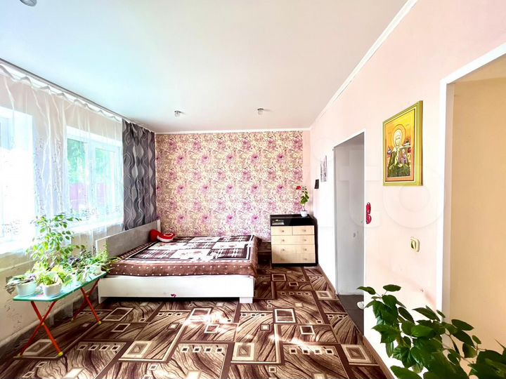 Дом 76,8 м² на участке 7,5 сот.