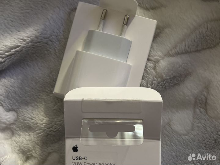 Зарядный блок iPhone 20w