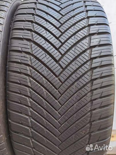 Minerva Winter Stud 235/35 R19 91Y