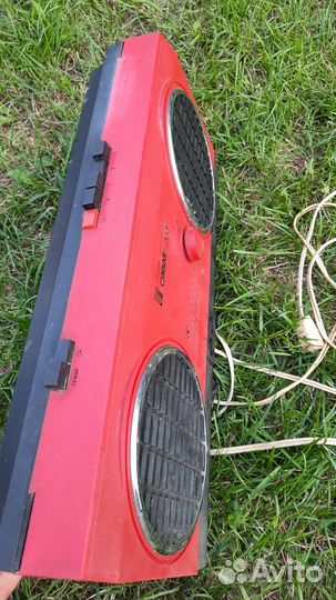 Советский радиоприемник Сириус 203