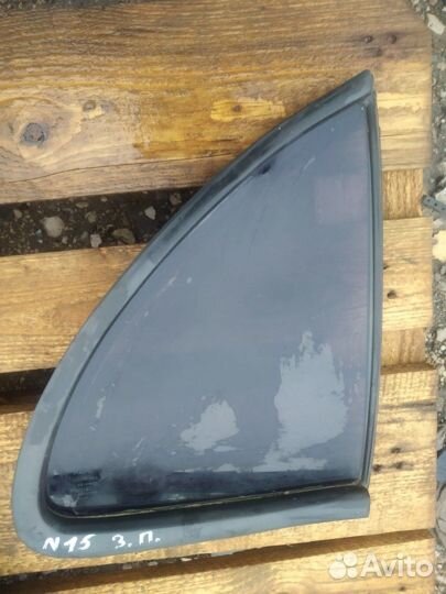 Стекло кузовное заднее правое Nissan Almera N15