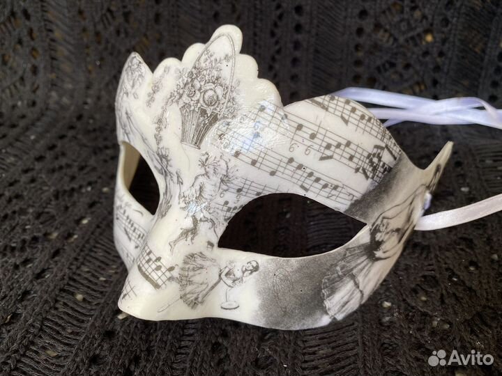 Маска карнавальная