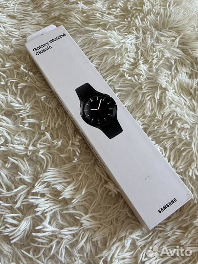 Умные часы Samsung Galaxy Watch 4 classic