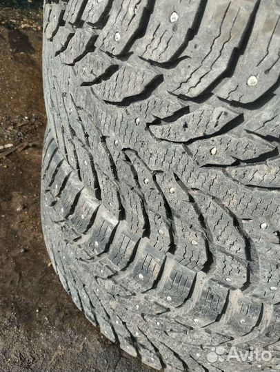 Nokian Tyres Hakkapeliitta 9 SUV 275/45 R21