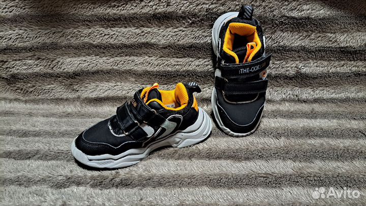 Кроссовки на мальчика 28 размер